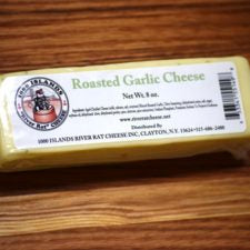 1000 Islands “River Rat” Cheese Roasted Garlic Cheddar