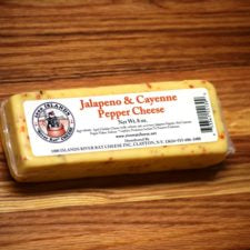 1000 Islands “River Rat” Jalapeño & Cayenne Pepper Cheese